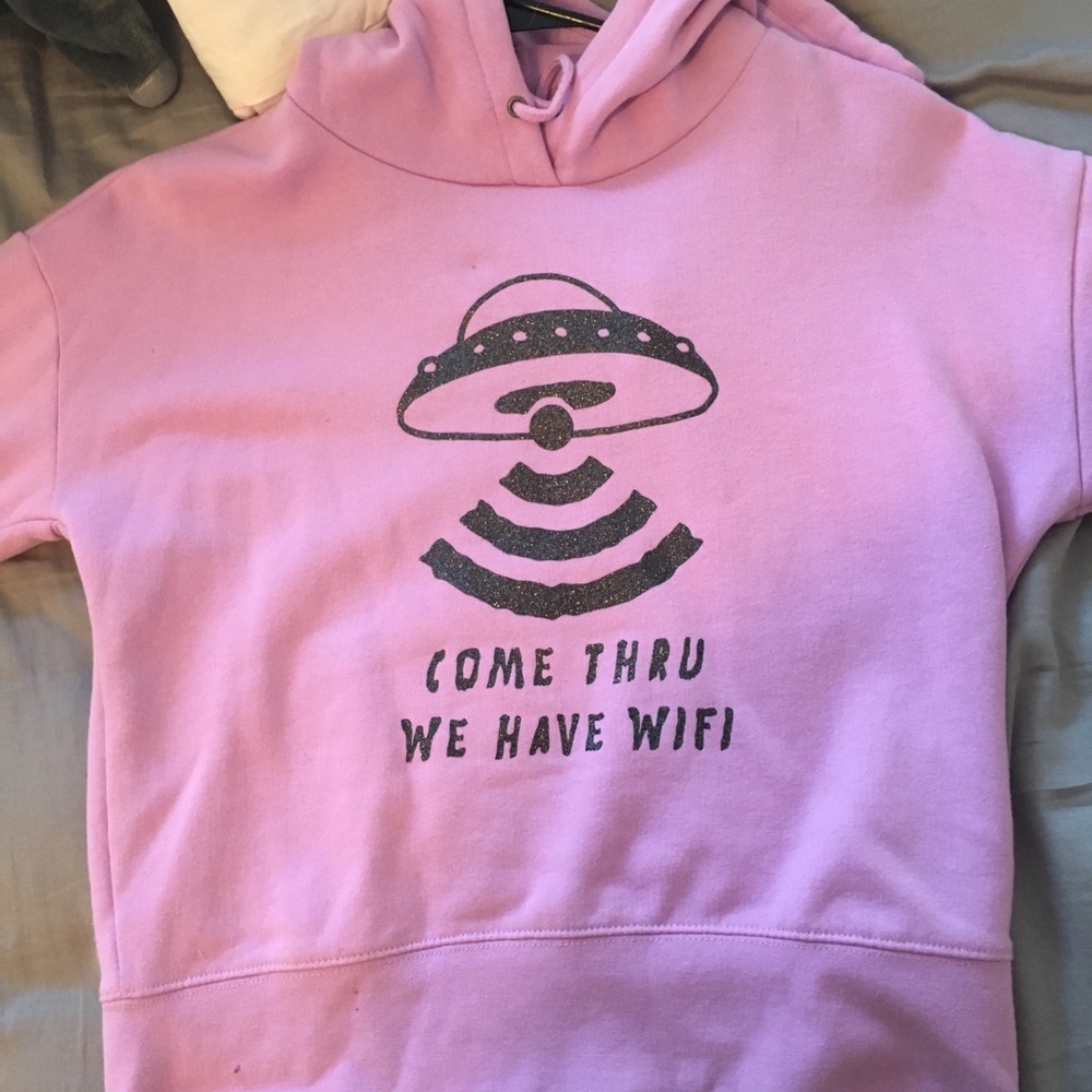 Zumiez cropped sweatshirt